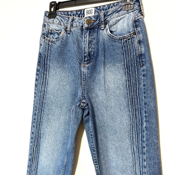 BDG Pintuck Mom Jeans, Size 26 - Picture 4 of 7